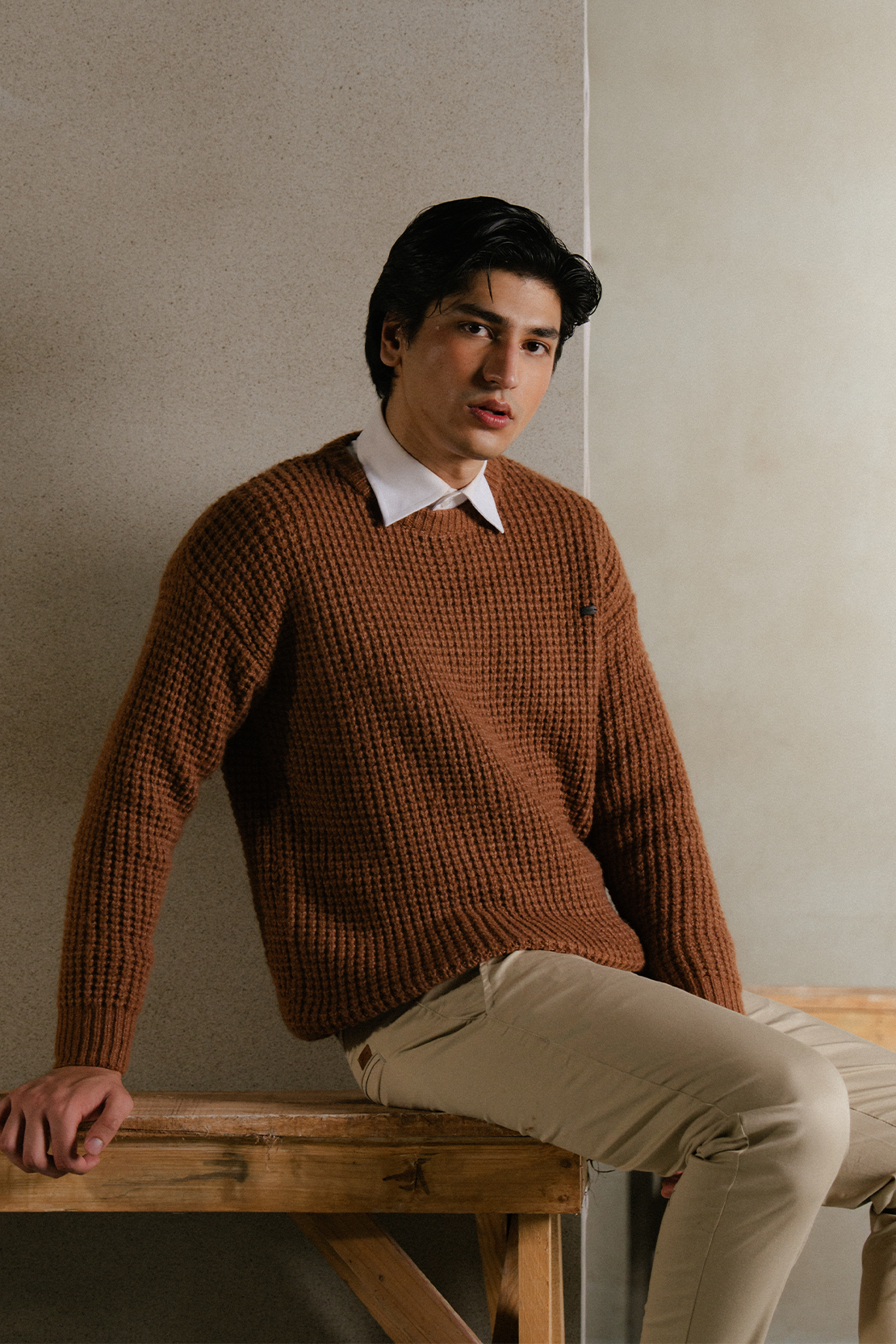 Men Round Neck Sweater