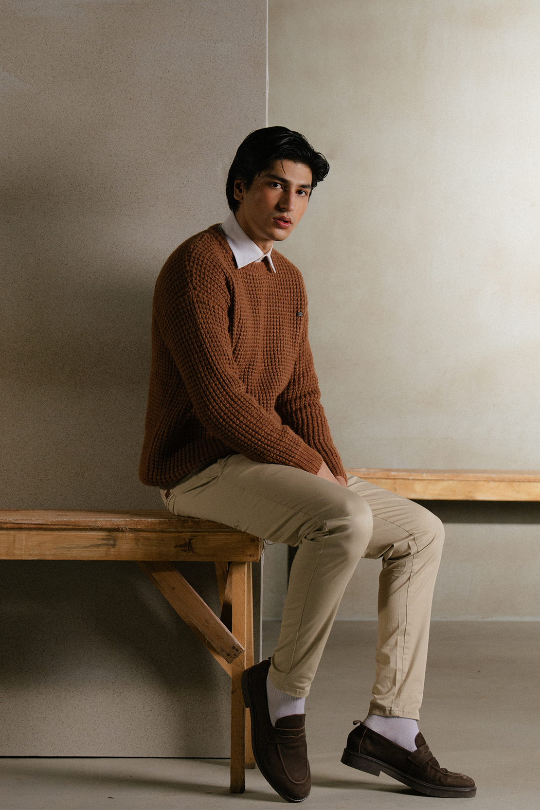 Men Round Neck Sweater