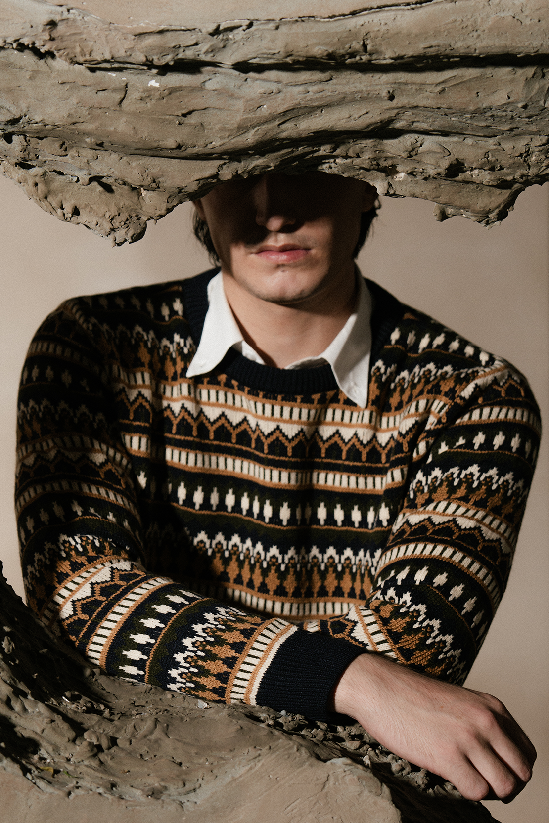 TEXTURED KNIT SWEATER