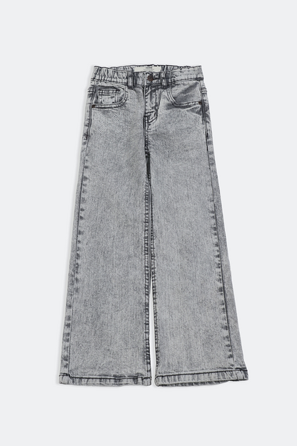 Wide-Leg Jeans